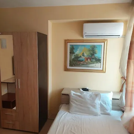 Hotel Femili Diveda
