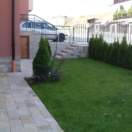 Femili Diveda Hotel 2*