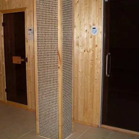 Hotel Femili Diveda 2*