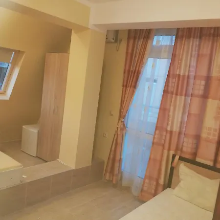 Hotel Femili Diveda 2*