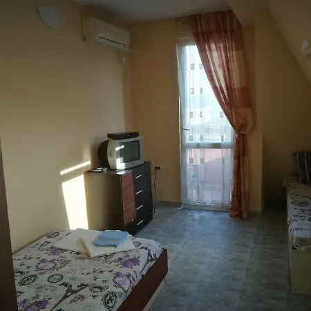 Hotel Femili Diveda